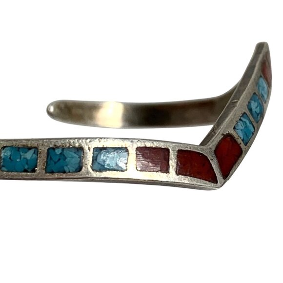 VTG Navajo Sterling Silver Crushed Turquoise + Coral Zuni ZigZag Cuff Bracelet - Picture 2 of 5